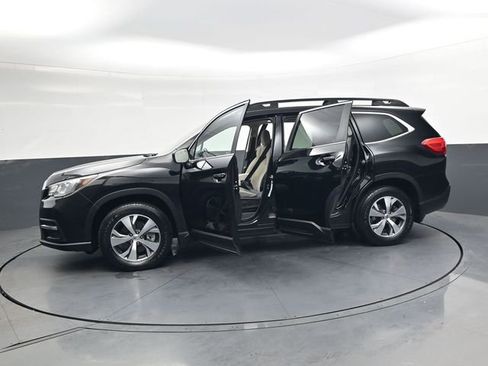 Used 2019 Subaru Ascent Premium image 43