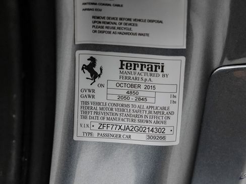 Used 2016 Ferrari California T image 95