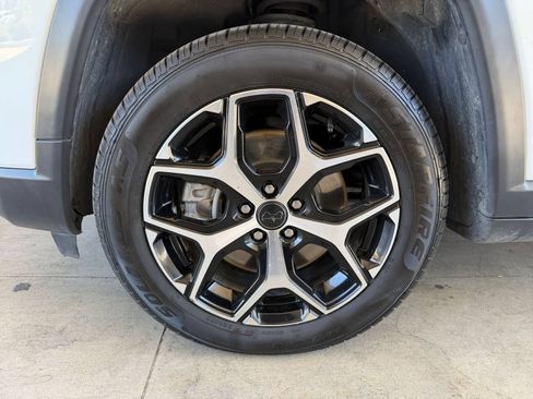 Used 2025 Jeep Compass Limited AWD/4WD image 31