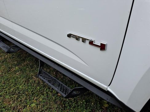 Used 2021 GMC Canyon AT4 image 10
