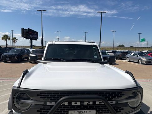 Used 2024 Ford Bronco Badlands AWD/4WD image 2