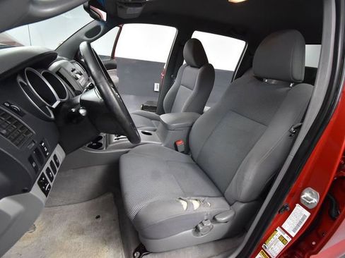 Used 2011 Toyota Tacoma 4x4 Double Cab image 20