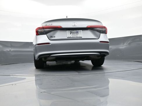 Used 2023 Honda Civic EX image 31