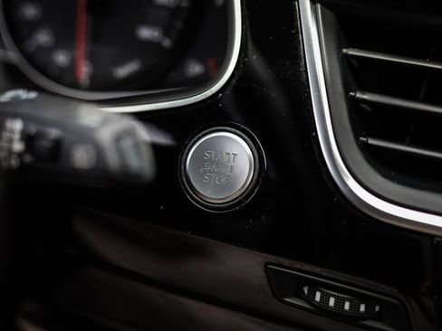 Used 2017 Audi Q7 2.0T Premium AWD/4WD image 48