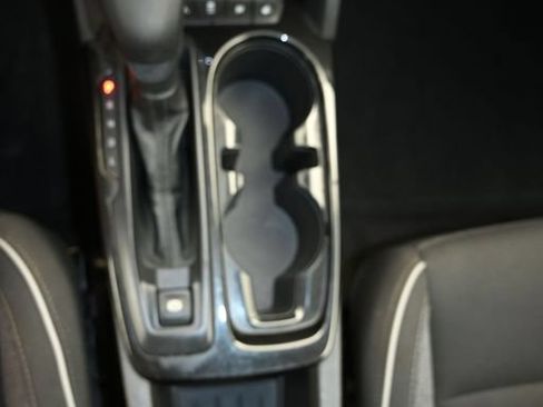 Used 2021 Chevrolet TrailBlazer LT w/ Convenience Package FWD image 18