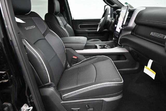 New 2026 RAM 3500 Laramie AWD/4WD image 12