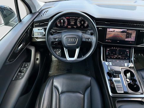 Used 2023 Audi Q7 3.0T Premium Plus w/ Premium Plus Package AWD/4WD image 16
