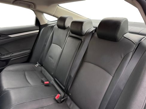 Used 2017 Honda Civic Touring image 16