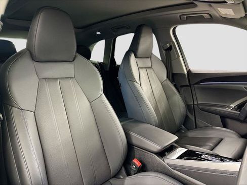 Certified 2025 Audi Q5 Premium w/ Premium Plus AWD/4WD image 15