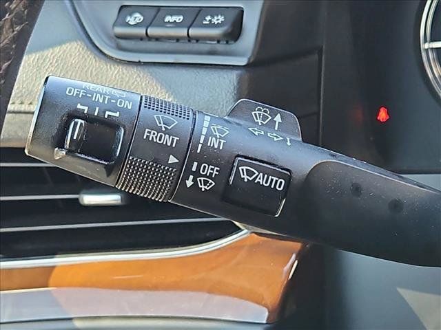 Used 2015 Kia Soul + FWD image 16