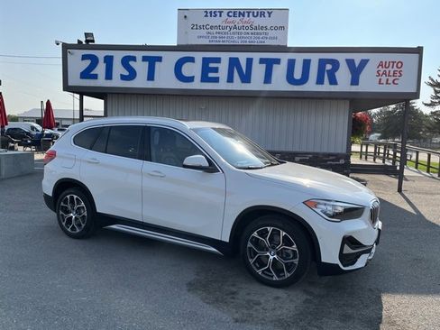 Used 2021 BMW X1 xDrive28i w/ Convenience Package image 1