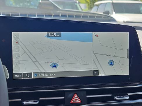 Used 2025 Hyundai Elantra SEL FWD image 17