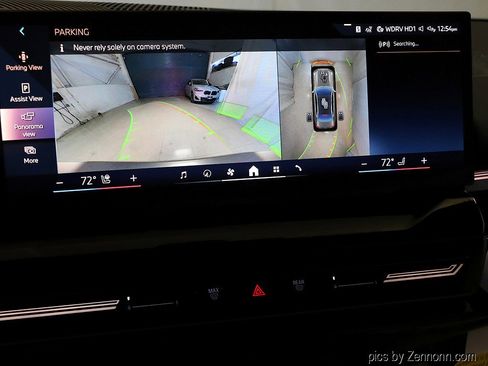 Used 2026 BMW 530i xDrive w/ Premium Package image 21