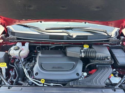 Used 2026 Chrysler Pacifica Select FWD image 29
