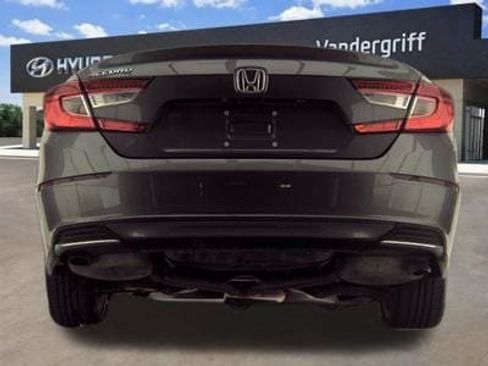 Used 2019 Honda Accord EX image 7