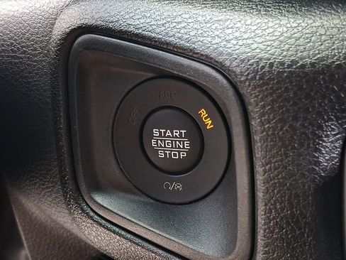 Used 2024 Jeep Wrangler Unlimited Sport AWD/4WD image 25