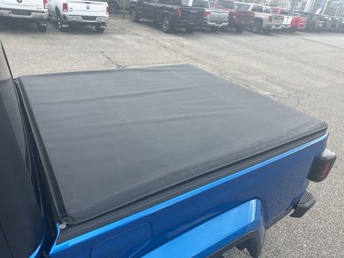 Used 2021 Jeep Gladiator Sport AWD/4WD image 30