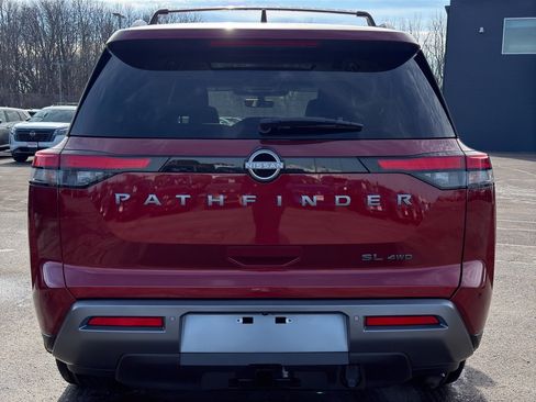 New 2026 Nissan Pathfinder SL image 7
