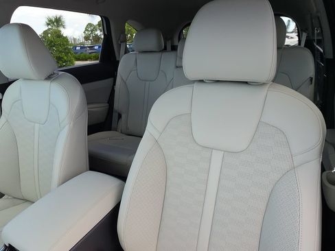 New 2026 Kia Sorento S FWD image 21