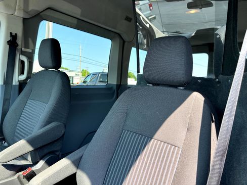 Used 2016 Ford Transit 150 XLT image 17