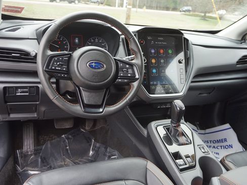 Used 2024 Subaru Crosstrek 2.5i Limited AWD/4WD image 15