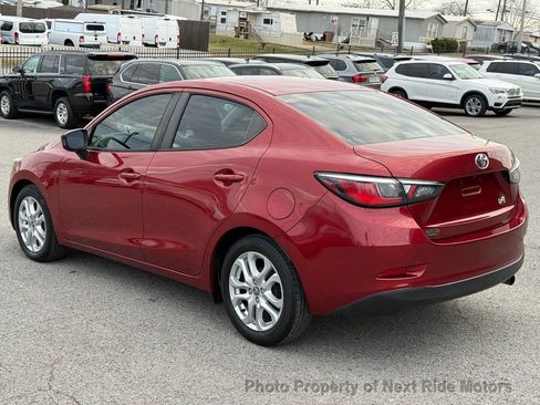 Used 2018 Toyota Yaris iA image 5