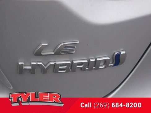 Used 2023 Toyota Corolla LE w/ LE Convenience Package FWD image 14
