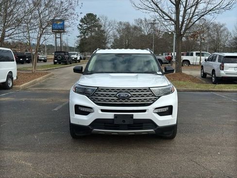 Used 2024 Ford Explorer Limited image 9