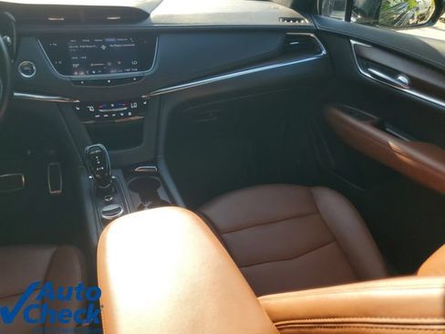 Used 2020 Cadillac XT5 Sportv AWD/4WD image 16