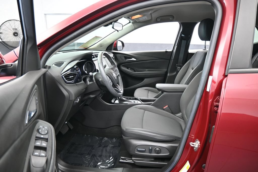 Used 2023 Buick Encore GX Select w/ Sport Touring Package FWD image 10