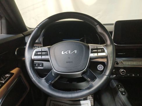 Used 2022 Kia Telluride SX w/ Nightfall Edition Package image 11