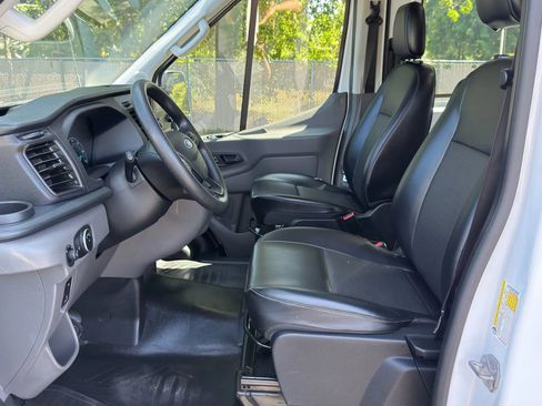 Used 2021 Ford Transit 250 Medium Roof RWD image 19