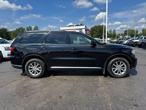 Used 2017 Dodge Durango SXT w/ Popular Equipment Group AWD/4WD image 6