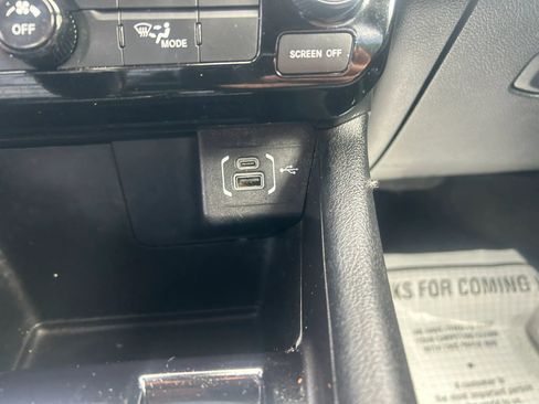 Used 2022 Jeep Compass Sport AWD/4WD image 22
