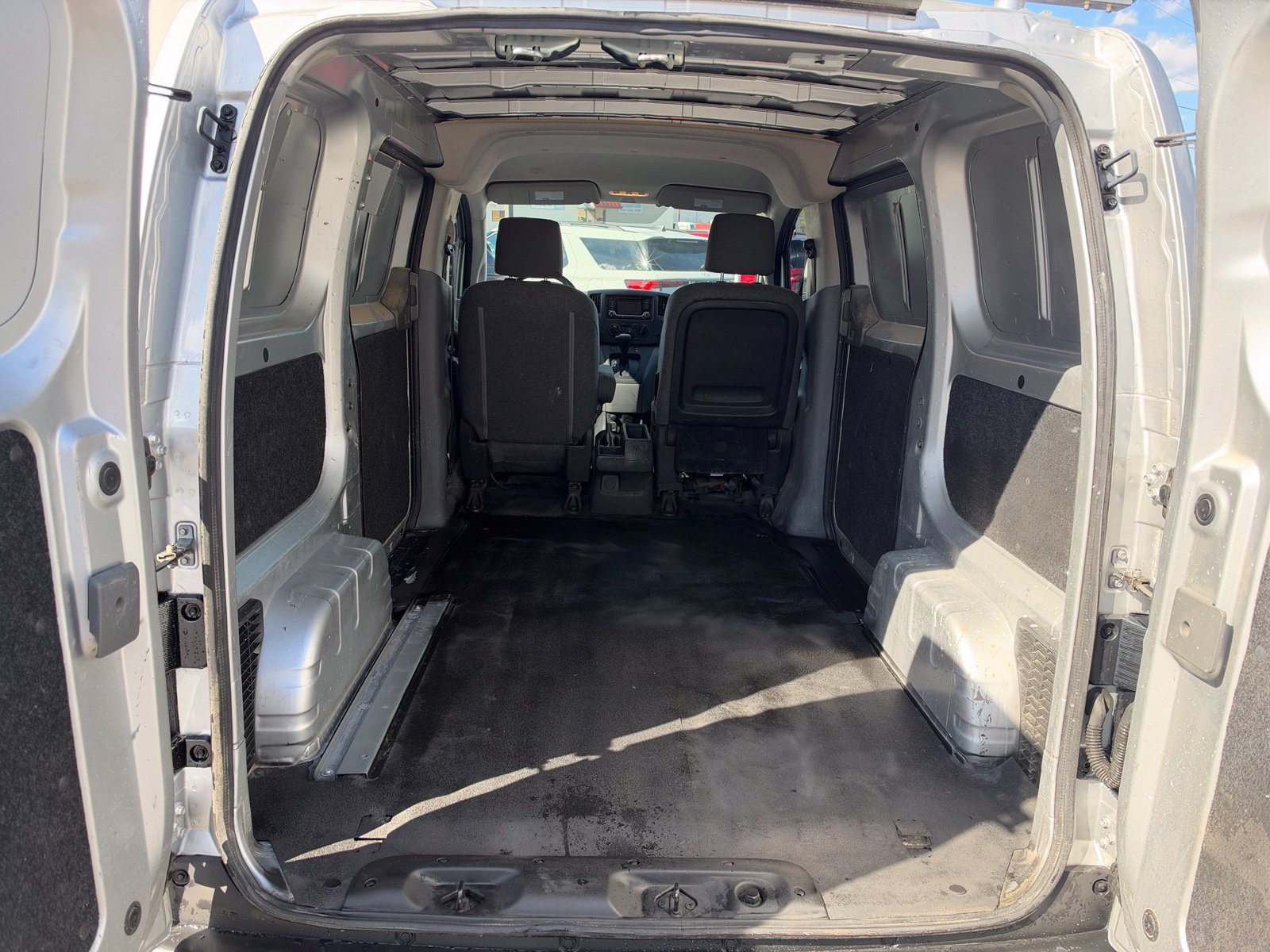 Used 2019 Nissan NV200 S FWD image 22