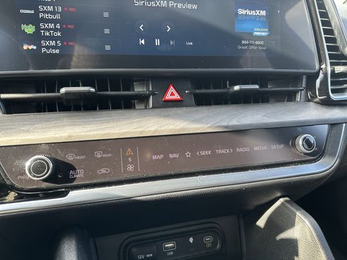 Used 2024 Kia Sportage X-Line w/ X-Line Premium Package image 22