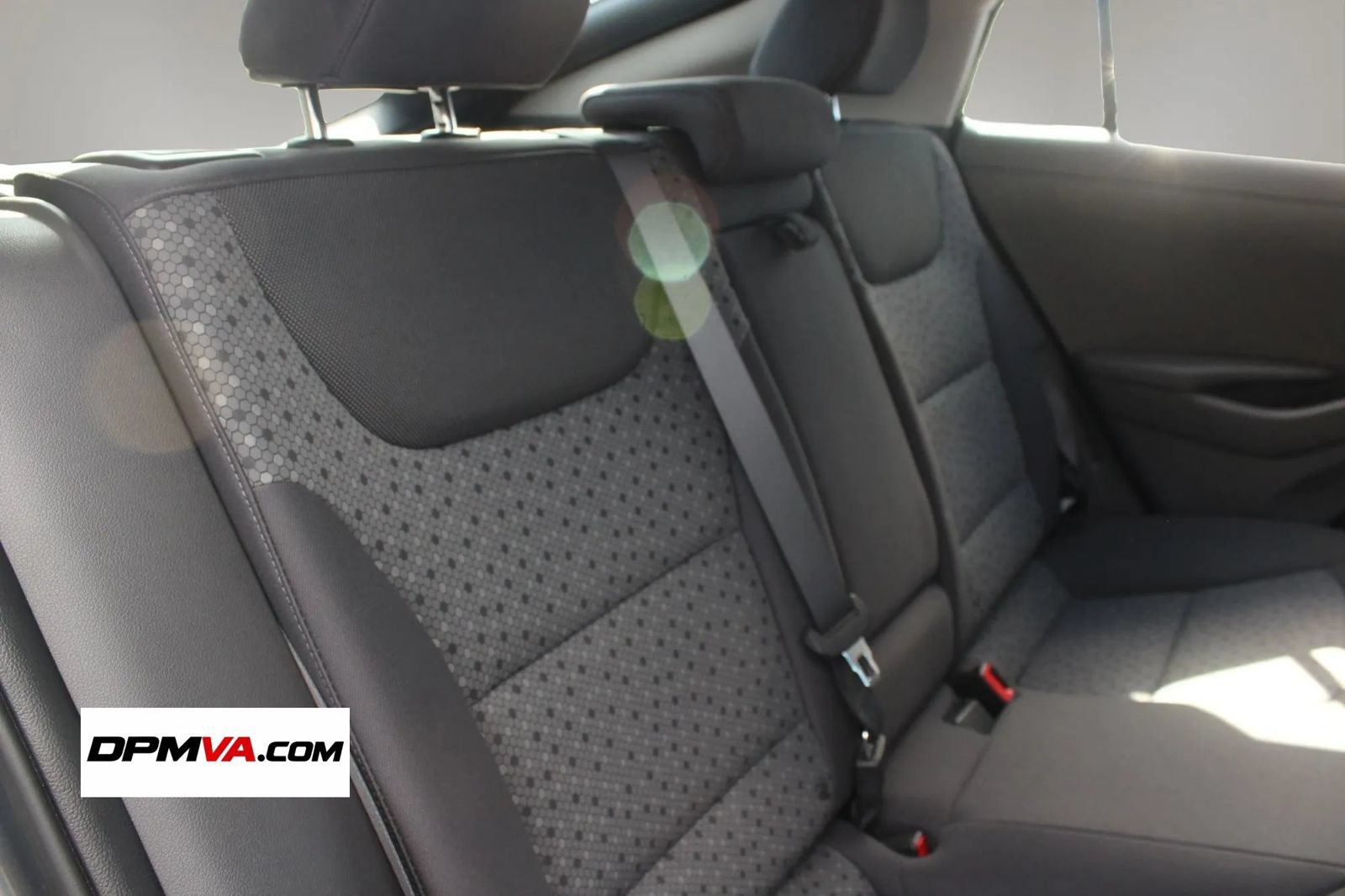 Used 2018 Hyundai Ioniq Plug-In Hybrid FWD image 15