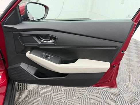 Used 2024 Honda Accord EX image 37