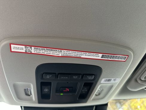 New 2026 Toyota Camry XLE w/ Premium Package image 20