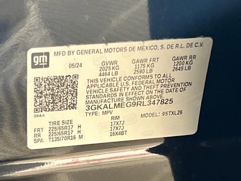 Used 2024 GMC Terrain SLE image 28