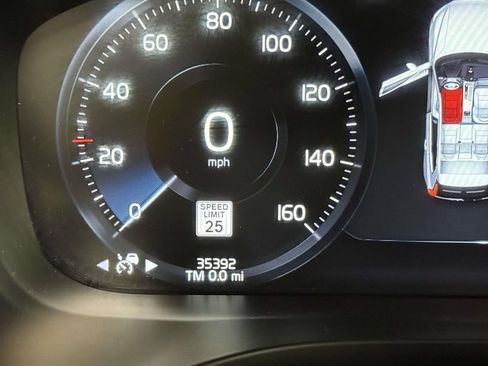 Used 2018 Volvo XC60 T6 Inscription w/ Convenience Package AWD/4WD image 5