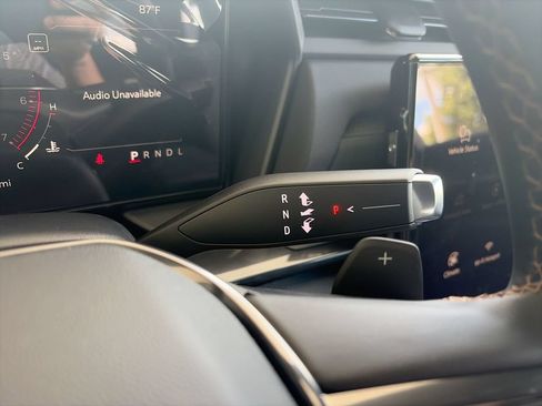 New 2026 GMC Terrain AT4 w/ Technology Package II AWD/4WD image 22