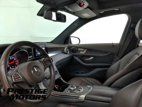 Used 2018 Mercedes-Benz GLC 300 4MATIC image 13