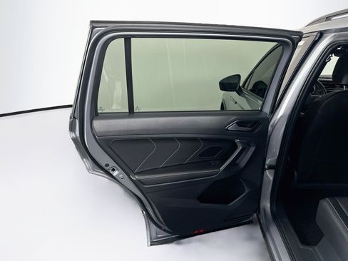 Used 2023 Volkswagen Tiguan SE R-Line FWD image 27