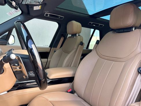 New 2026 Land Rover Range Rover SE image 6