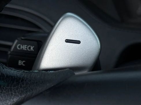 Used 2007 BMW M6 Convertible RWD image 43