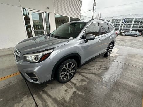 Used 2020 Subaru Forester Limited w/ Popular Package #3 image 3