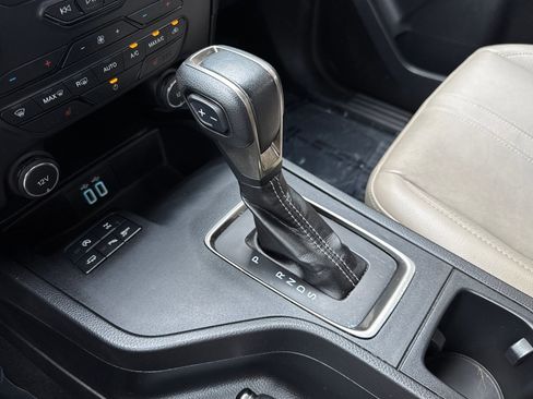 Used 2020 Ford Ranger Lariat w/ Equipment Group 501A Mid image 17