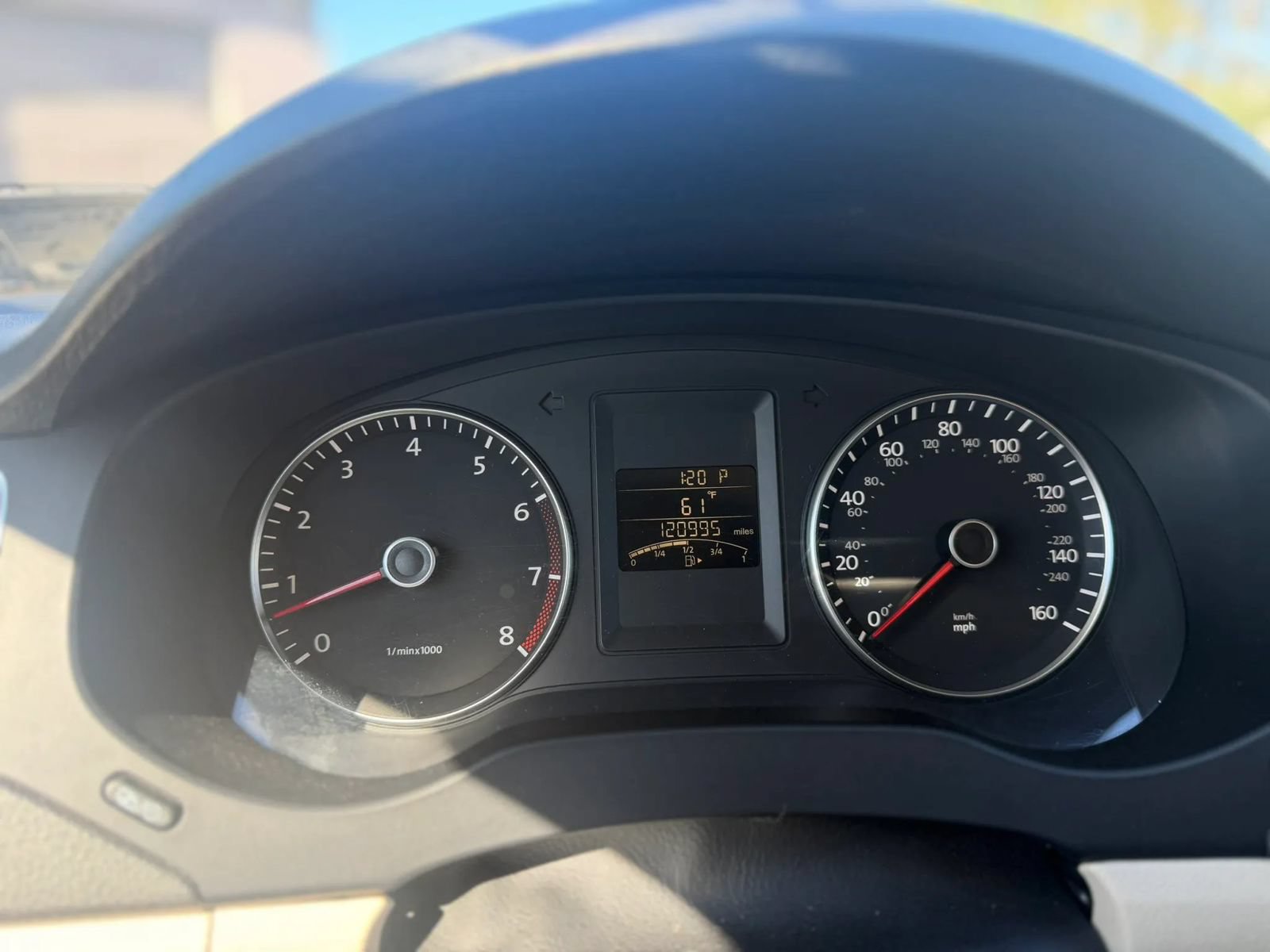 Used 2012 Volkswagen Jetta SE FWD image 14