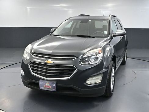 Used 2017 Chevrolet Equinox LT w/ Convenience Package image 11